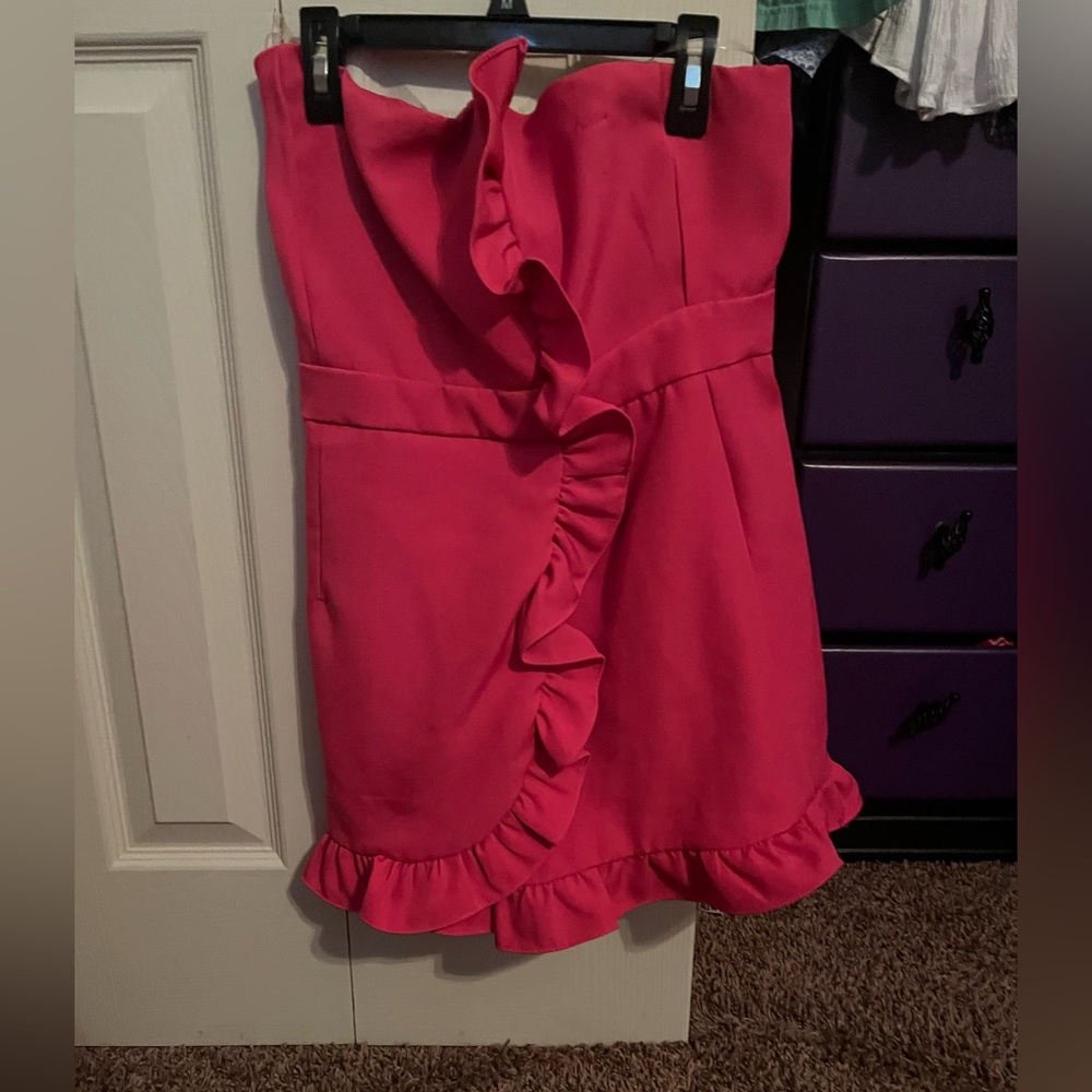 Women’s hot pink romper!